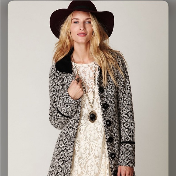 ✨Free People Boho Retro Wool Blend Tapestry Coat - Picture 2 of 16